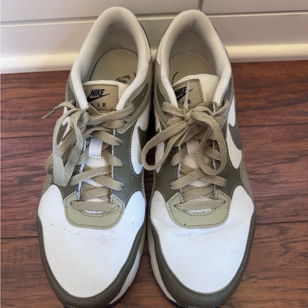 Nike Air Pegasus 89 Olive and White Sneakers Sz 11